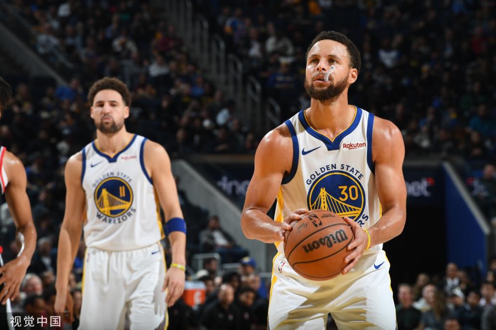 虽然朝鲜在 虽然朝鲜在